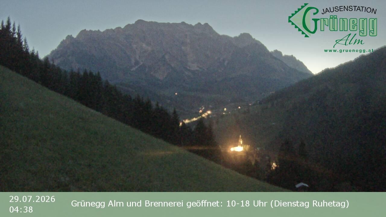 Archiv Foto Webcam Dienten: Ausblick Grünegg Alm