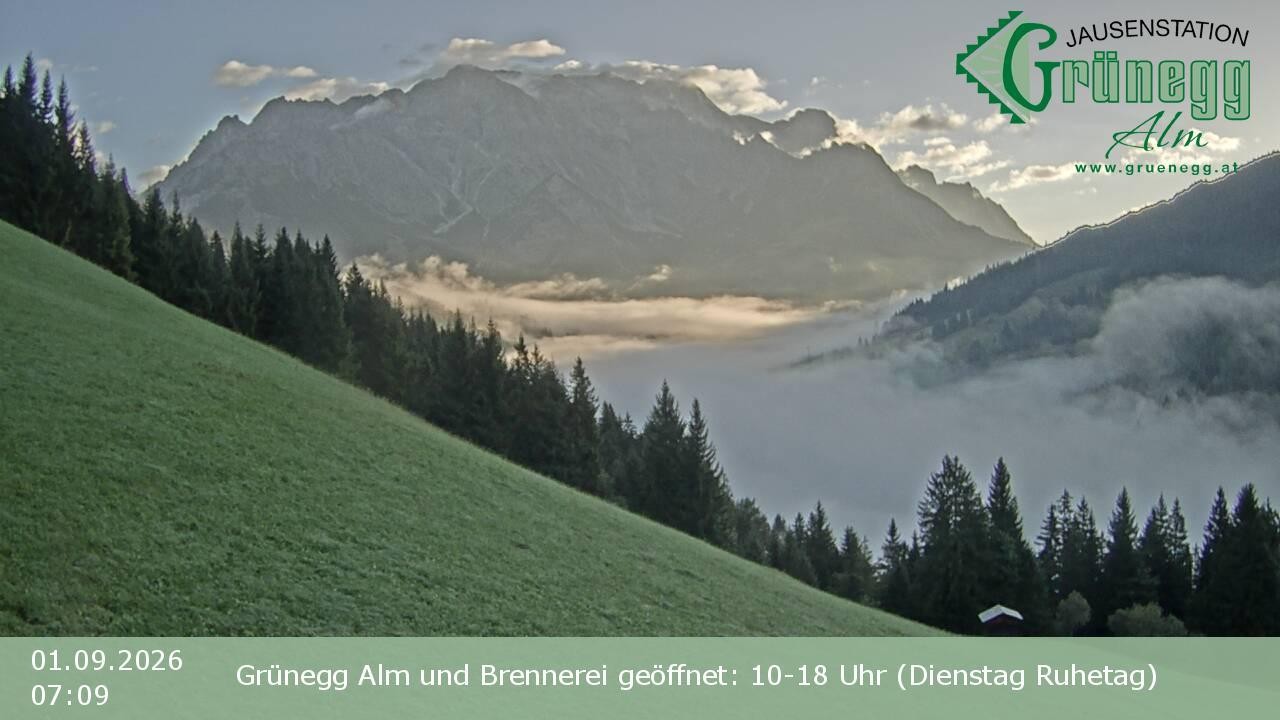 Archiv Foto Webcam Dienten: Ausblick Grünegg Alm