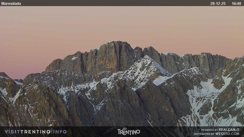 Archiv Foto Webcam Fassatal (Marmolada)
