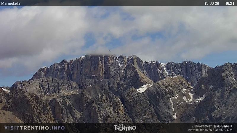 Archived image Webcam Marmolada (Fassa Valley)