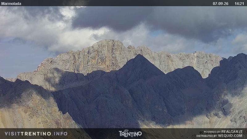 Archiv Foto Webcam Fassatal (Marmolada)