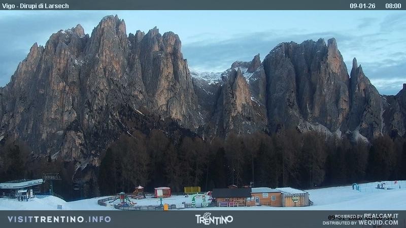 Archiv Foto Webcam Val di Fassa - Dirupi di Larséc