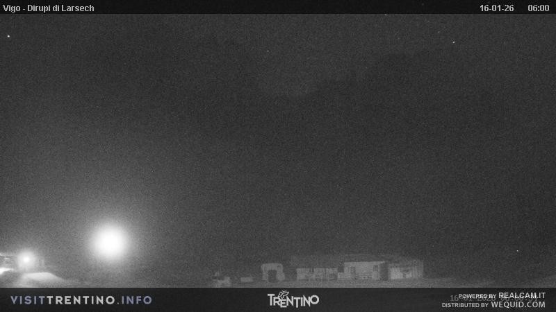 Archiv Foto Webcam Val di Fassa - Dirupi di Larséc