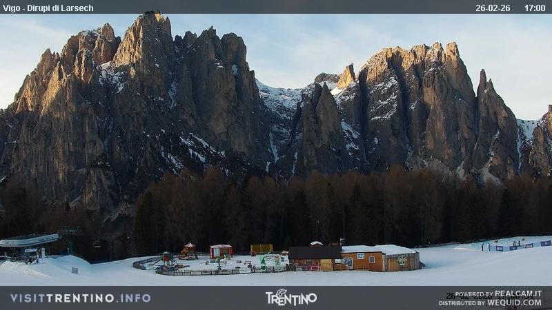 Archived image Webcam Dirupi di Larséc