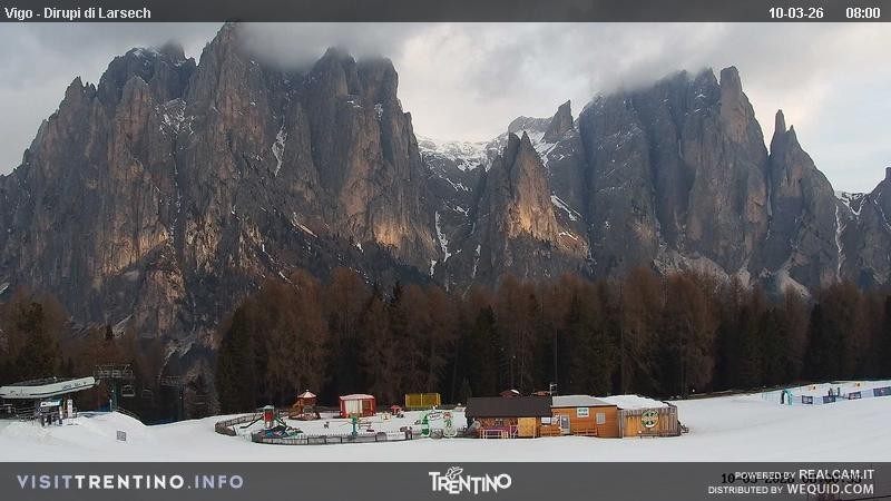 Archiv Foto Webcam Val di Fassa - Dirupi di Larséc