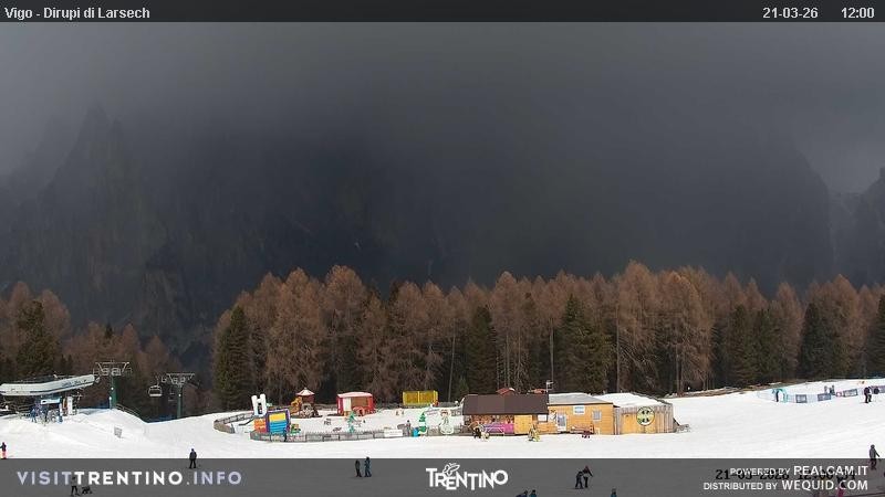 Archiv Foto Webcam Val di Fassa - Dirupi di Larséc
