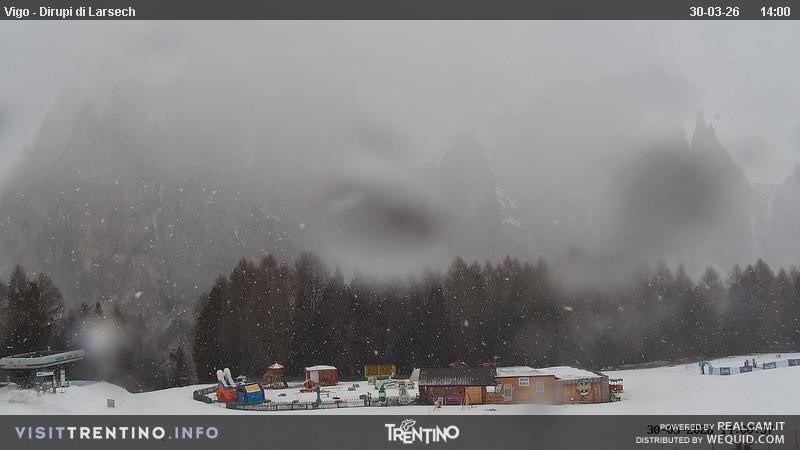 Archiv Foto Webcam Val di Fassa - Dirupi di Larséc