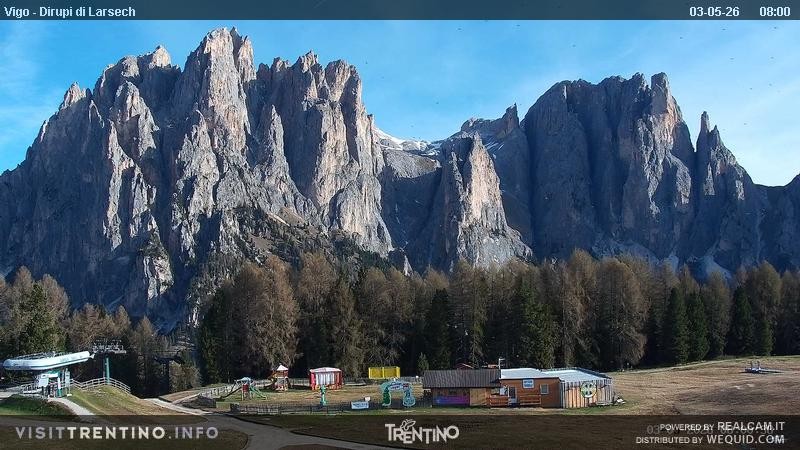 Archiv Foto Webcam Val di Fassa - Dirupi di Larséc