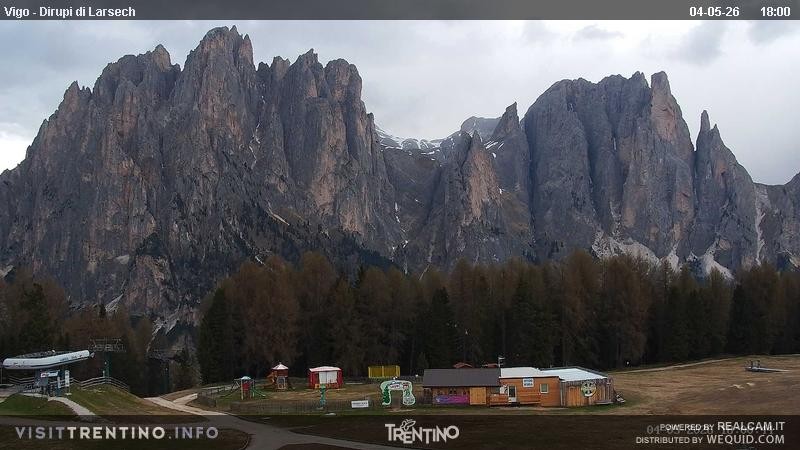 Archiv Foto Webcam Val di Fassa - Dirupi di Larséc