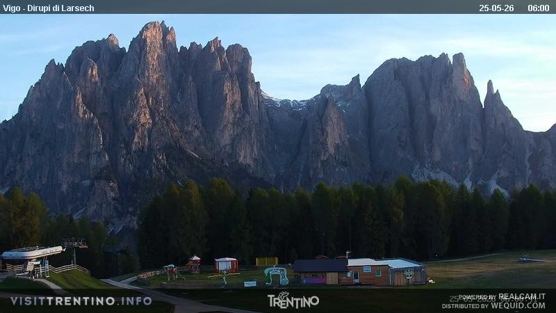 Archived image Webcam Dirupi di Larséc