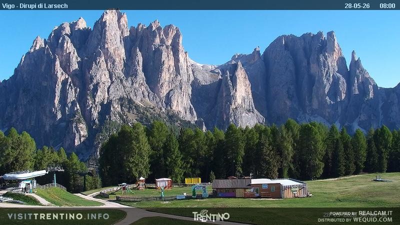 Archiv Foto Webcam Val di Fassa - Dirupi di Larséc