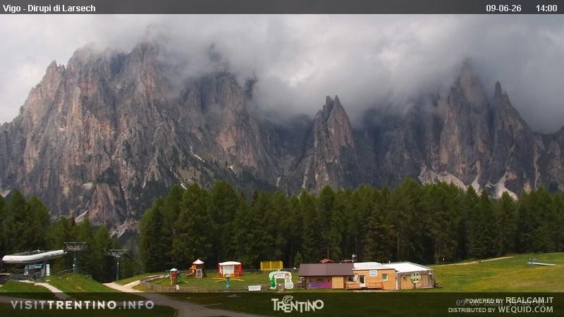 Archiv Foto Webcam Val di Fassa - Dirupi di Larséc
