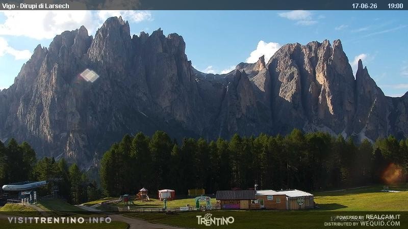 Archived image Webcam Dirupi di Larséc