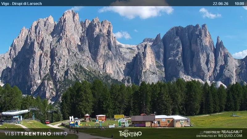 Archiv Foto Webcam Val di Fassa - Dirupi di Larséc