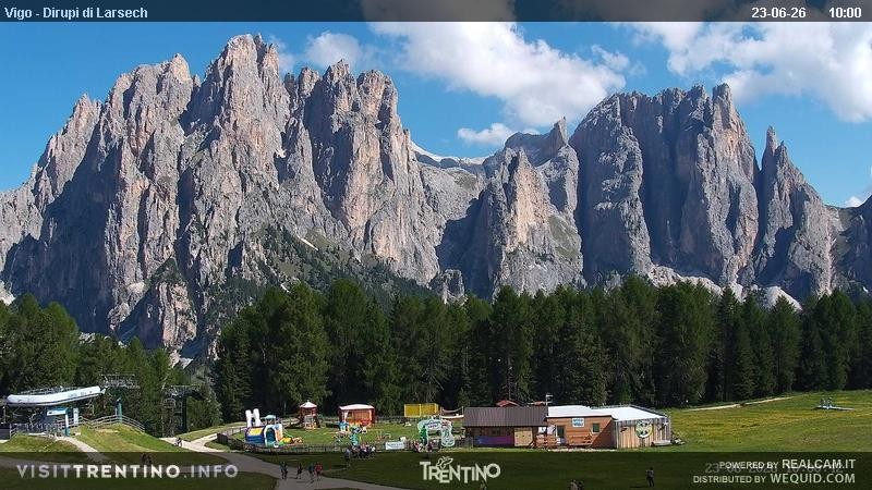 Archiv Foto Webcam Val di Fassa - Dirupi di Larséc