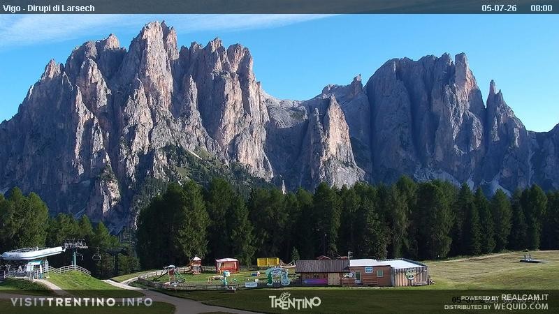 Archiv Foto Webcam Val di Fassa - Dirupi di Larséc