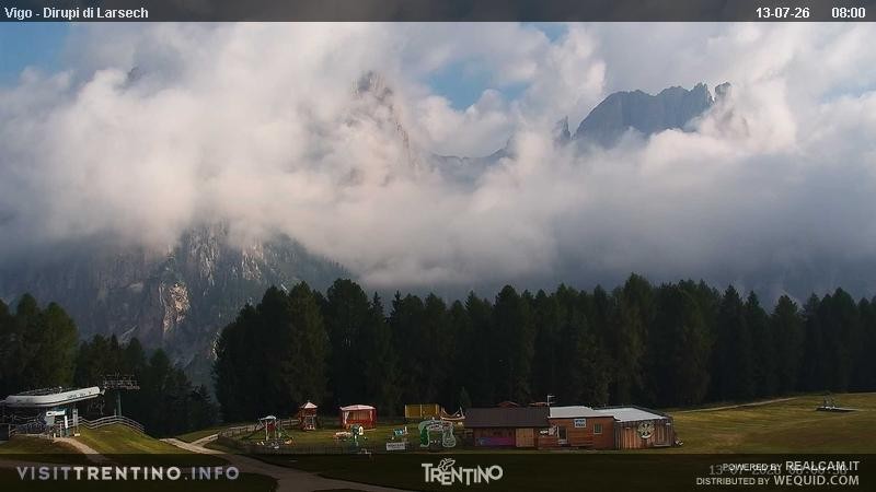 Archiv Foto Webcam Val di Fassa - Dirupi di Larséc