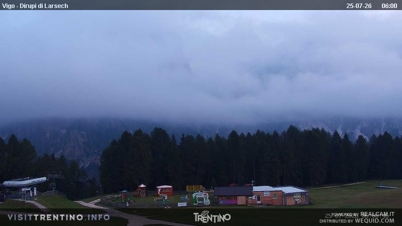 Archiv Foto Webcam Val di Fassa - Dirupi di Larséc