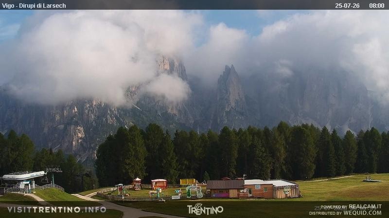 Archiv Foto Webcam Val di Fassa - Dirupi di Larséc