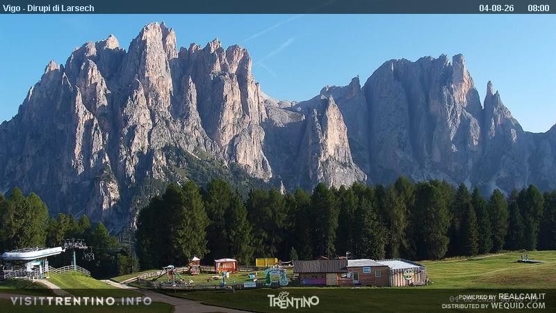 Archiv Foto Webcam Val di Fassa - Dirupi di Larséc