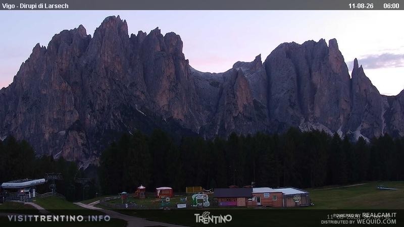 Archiv Foto Webcam Val di Fassa - Dirupi di Larséc