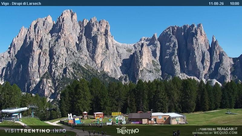 Archiv Foto Webcam Val di Fassa - Dirupi di Larséc