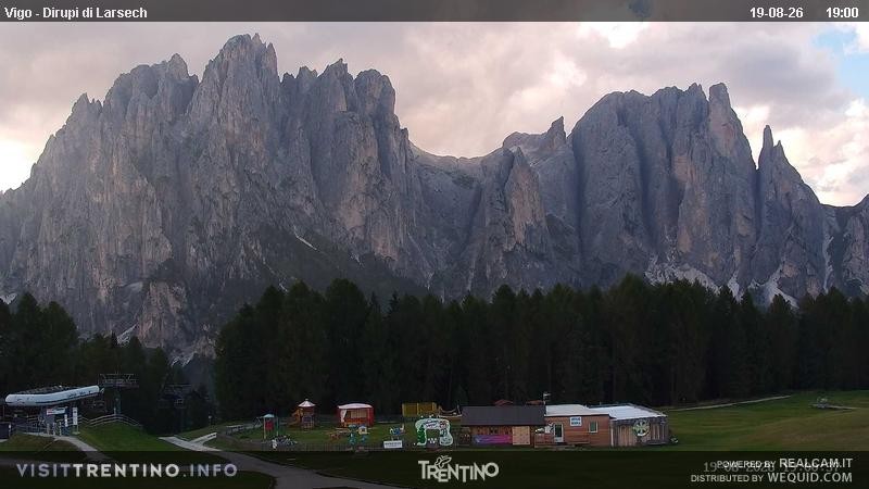 Archived image Webcam Dirupi di Larséc