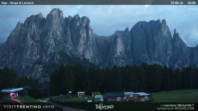Archived image Webcam Dirupi di Larséc