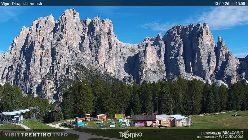Archiv Foto Webcam Val di Fassa - Dirupi di Larséc