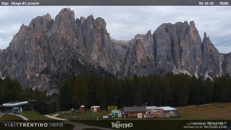 Archiv Foto Webcam Val di Fassa - Dirupi di Larséc