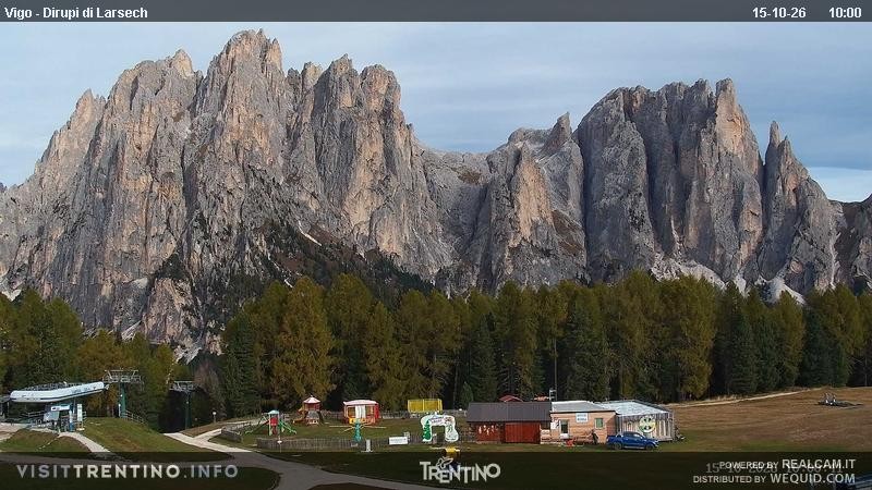 Archiv Foto Webcam Val di Fassa - Dirupi di Larséc