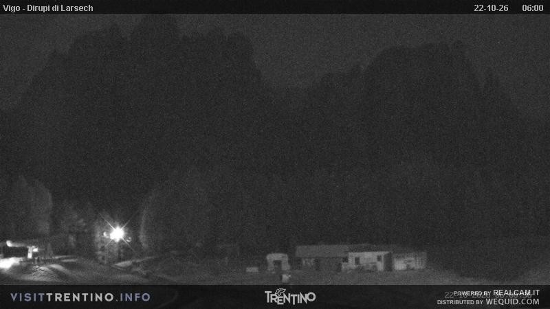 Archiv Foto Webcam Val di Fassa - Dirupi di Larséc