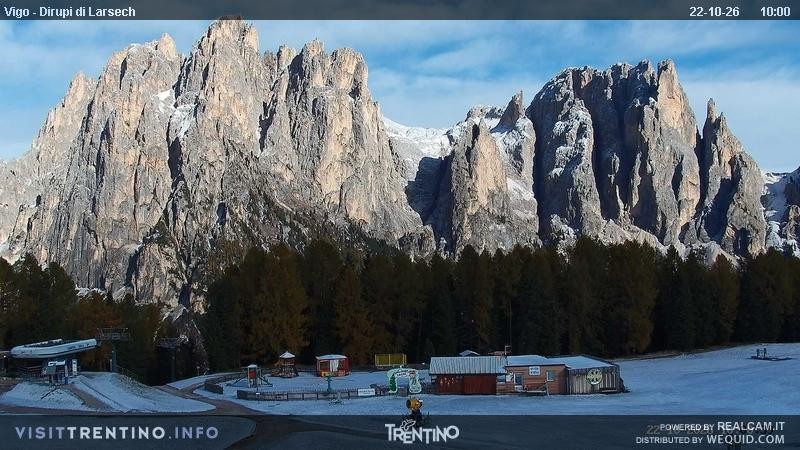 Archiv Foto Webcam Val di Fassa - Dirupi di Larséc