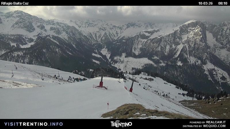 Archived image Webcam Fassatal - mountain hut Baita de Cruz