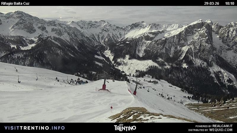 Archived image Webcam Fassatal - mountain hut Baita de Cruz