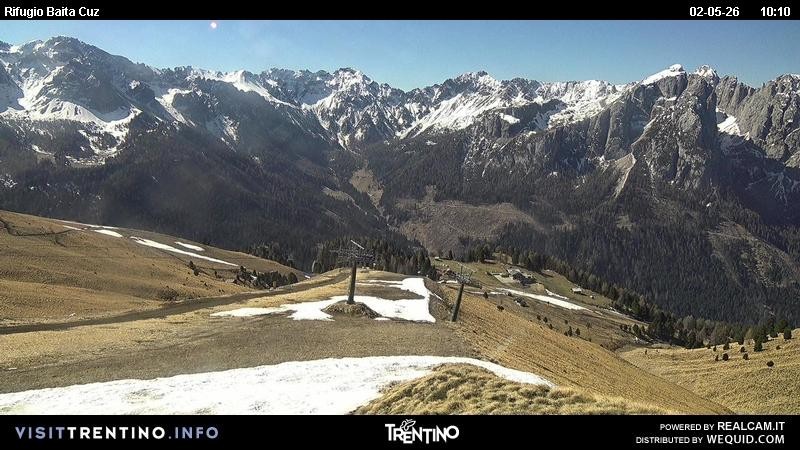 Archived image Webcam Fassatal - mountain hut Baita de Cruz