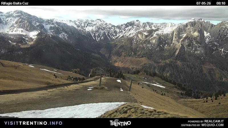 Archived image Webcam Fassatal - mountain hut Baita de Cruz