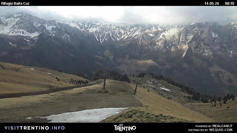 Archived image Webcam Fassatal - mountain hut Baita de Cruz