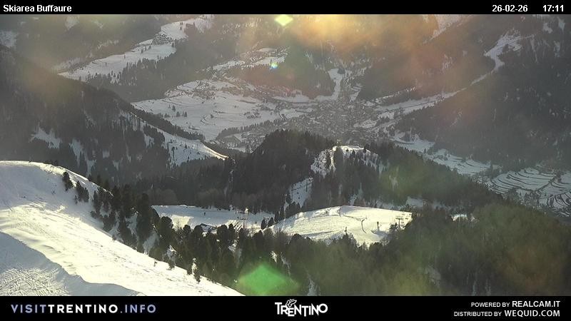 Archived image Webcam Valley Fassa - top station cable car Buffaure