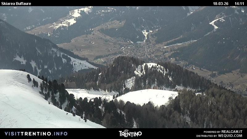Archived image Webcam Valley Fassa - top station cable car Buffaure