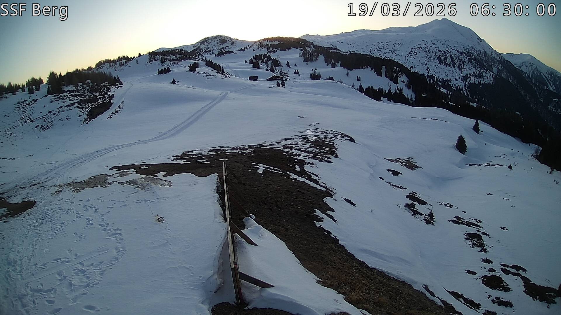 Archived image Webcam Mutta - Alp Raguta