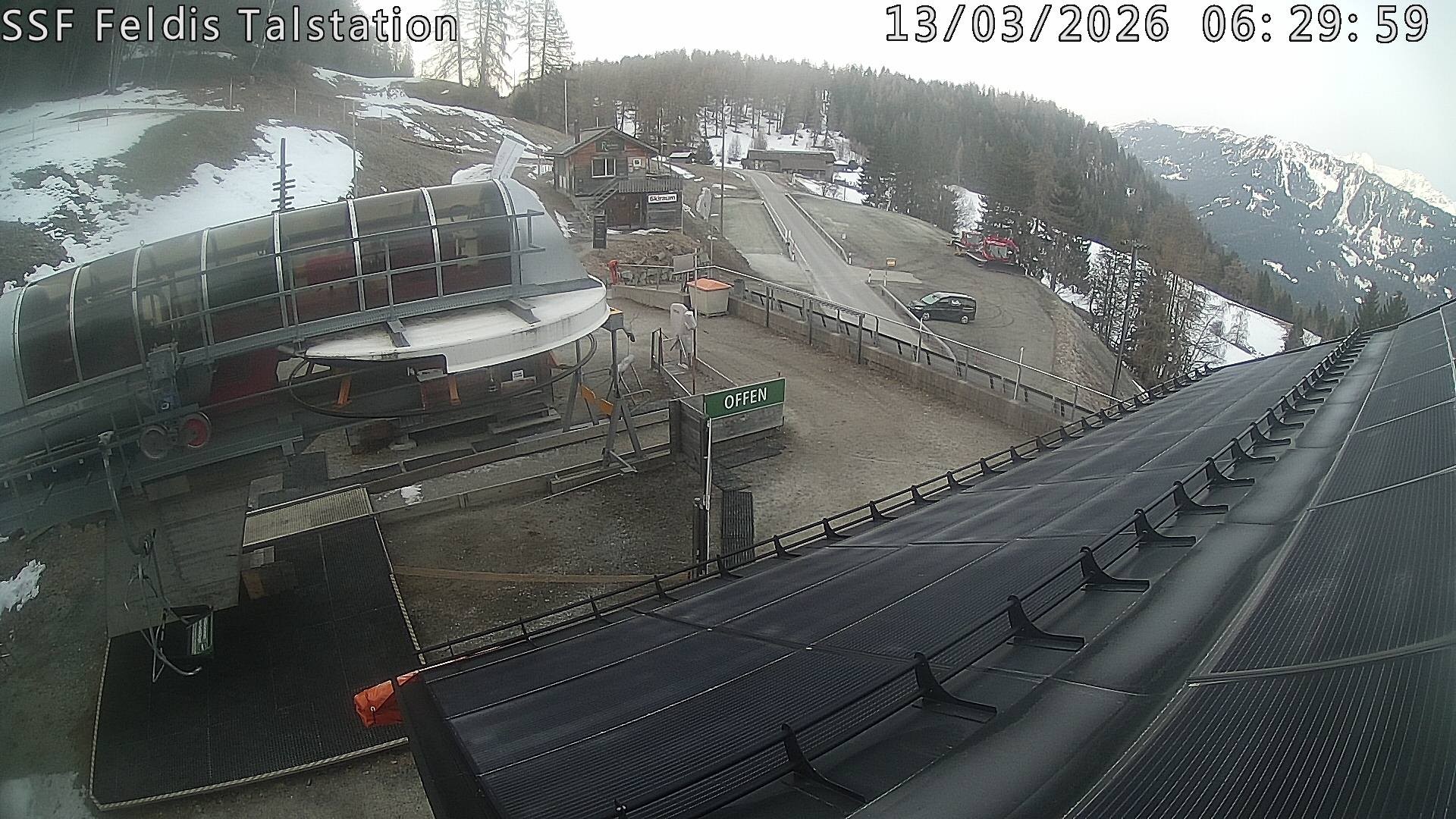 Archived image Webcam Valley station Feldis