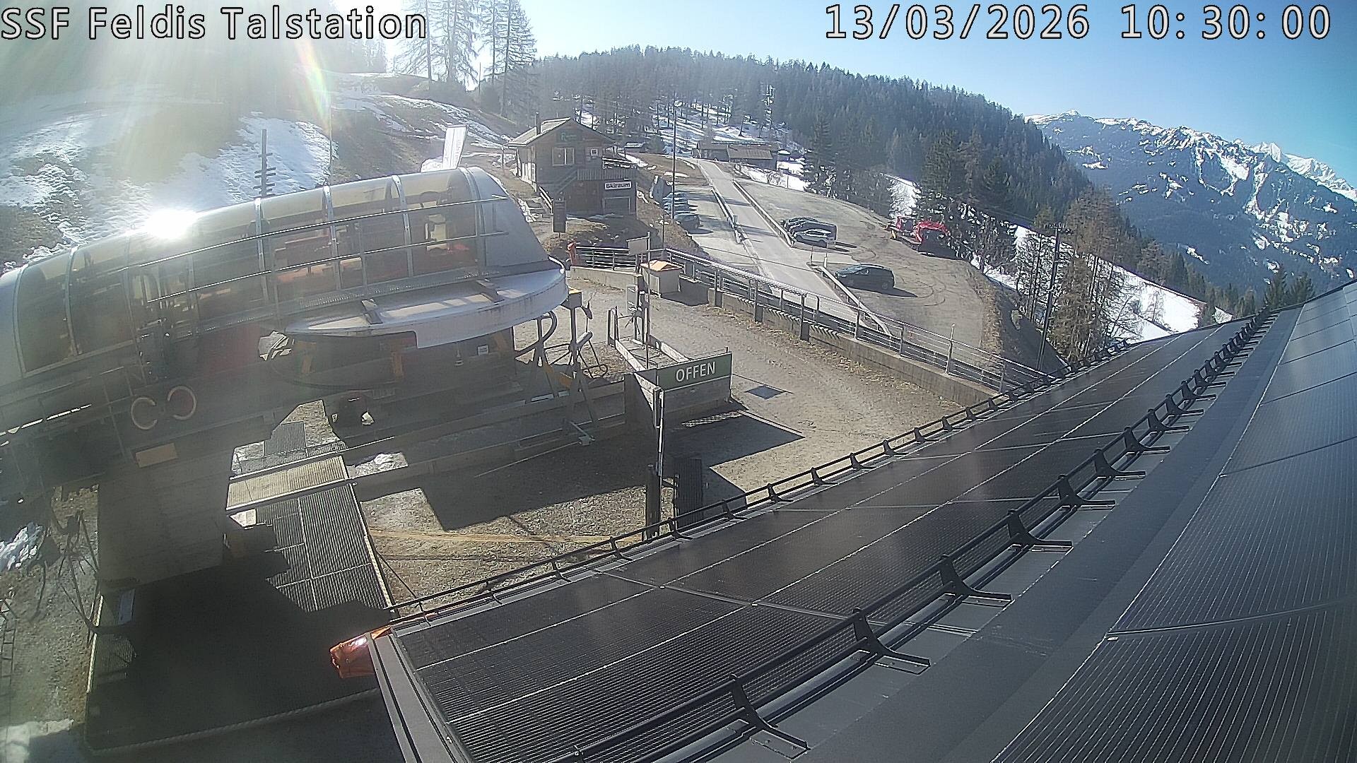 Archived image Webcam Valley station Feldis