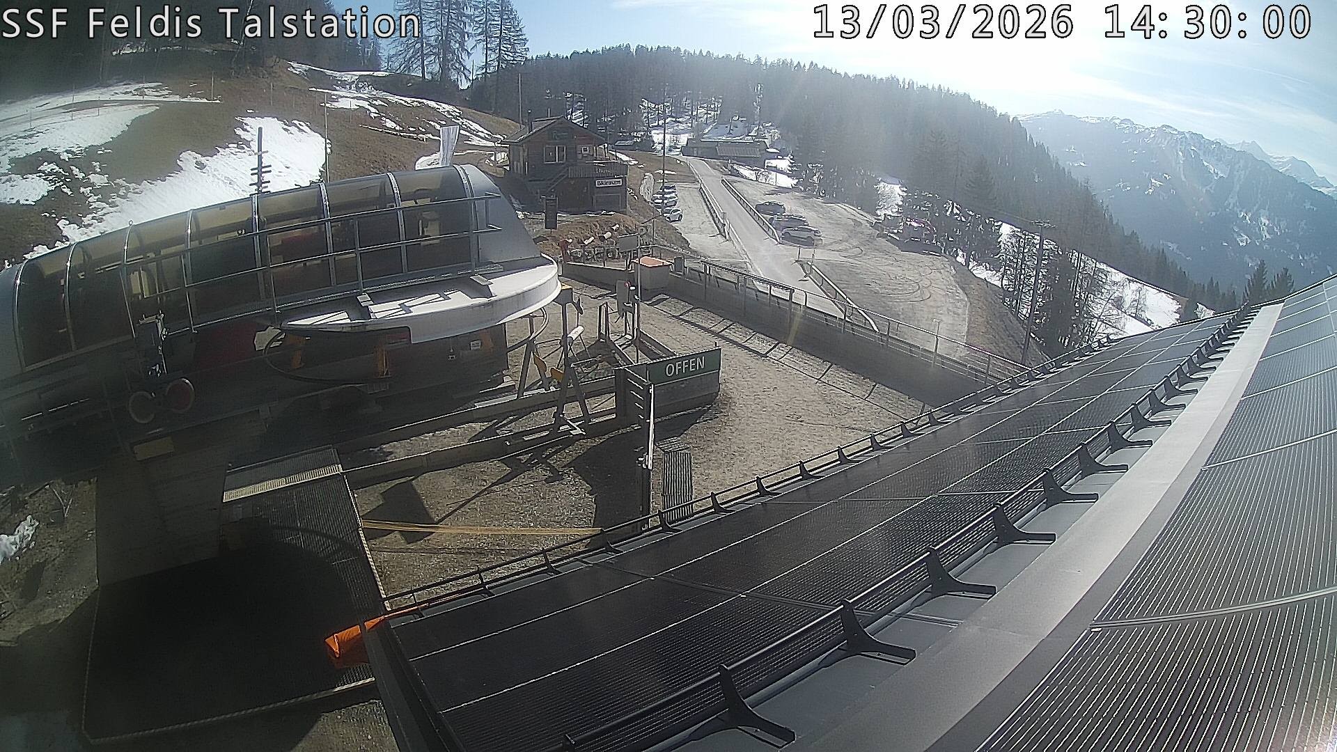 Archived image Webcam Valley station Feldis