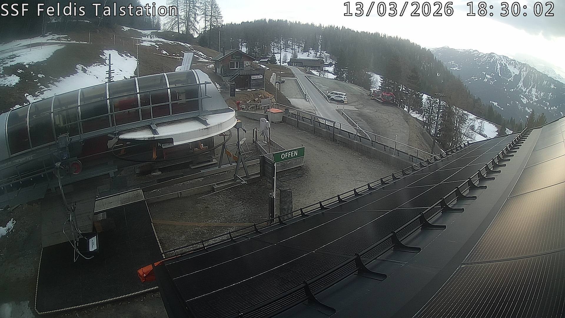 Archived image Webcam Valley station Feldis