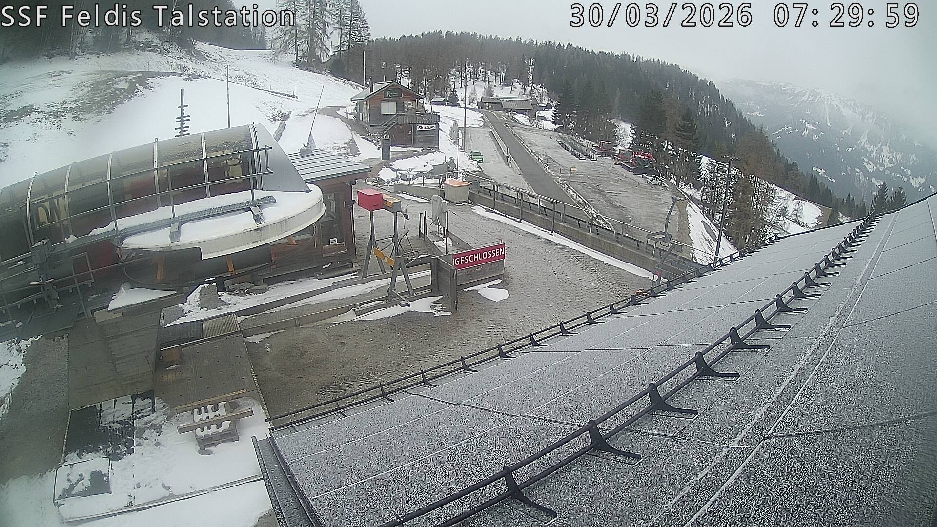 Archived image Webcam Valley station Feldis