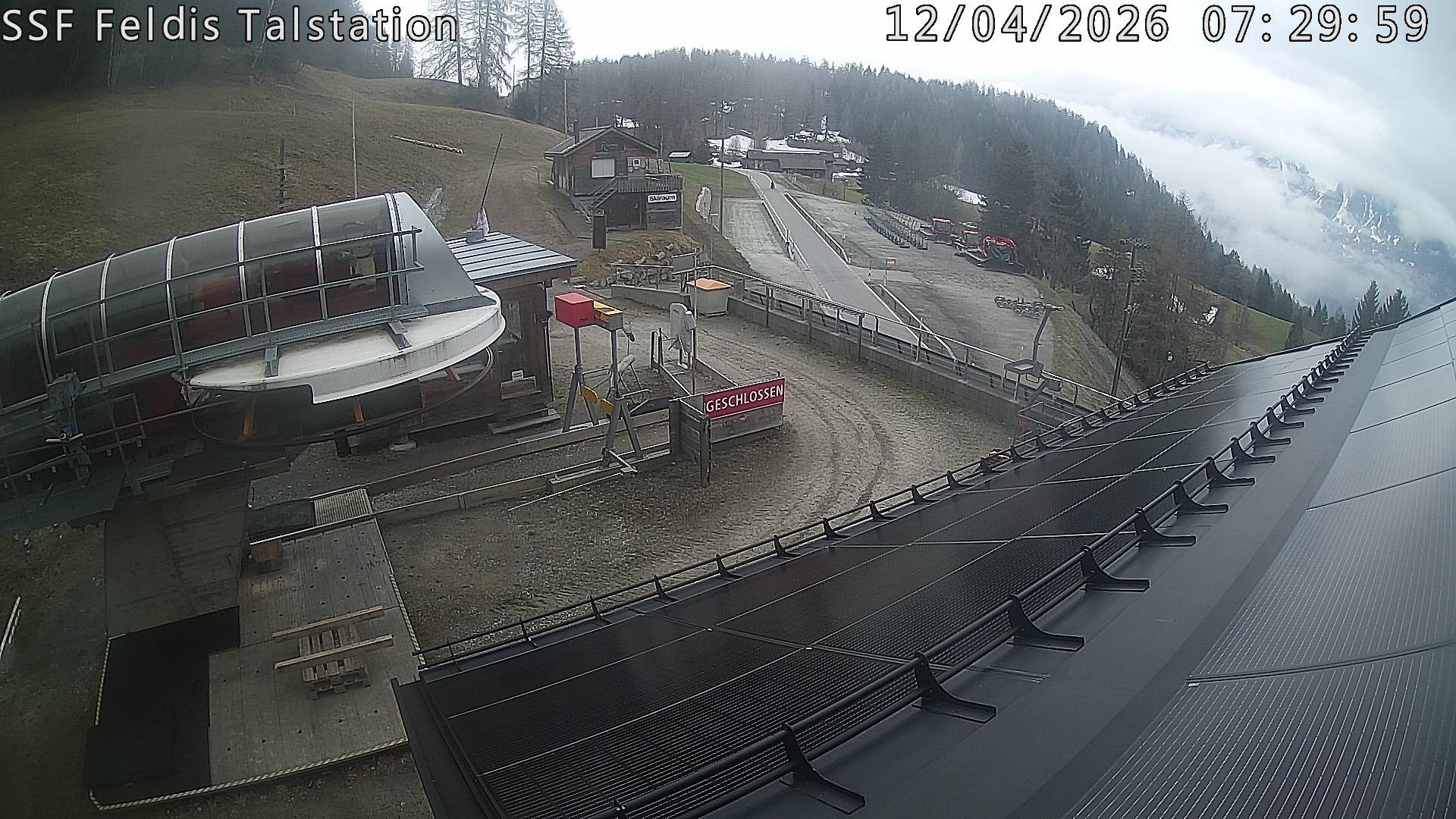 Archived image Webcam Valley station Feldis