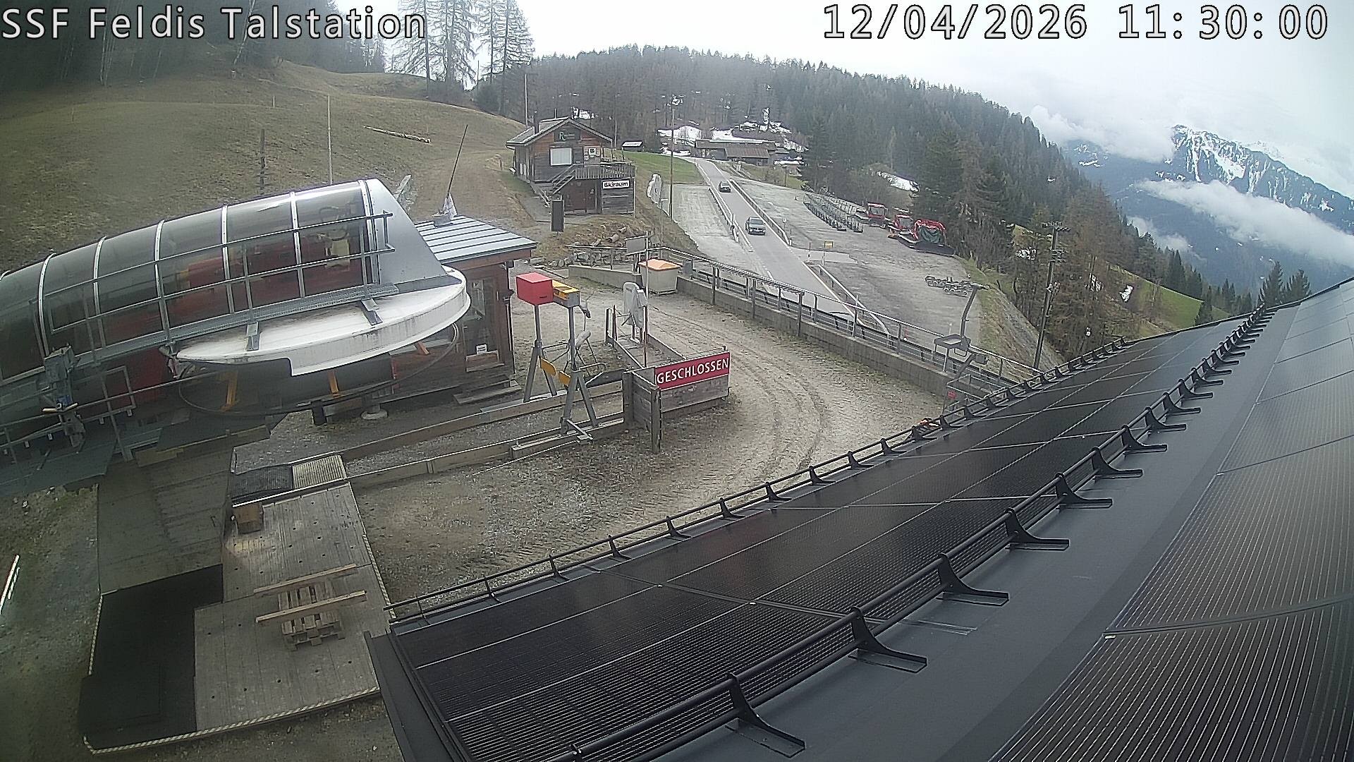 Archived image Webcam Valley station Feldis