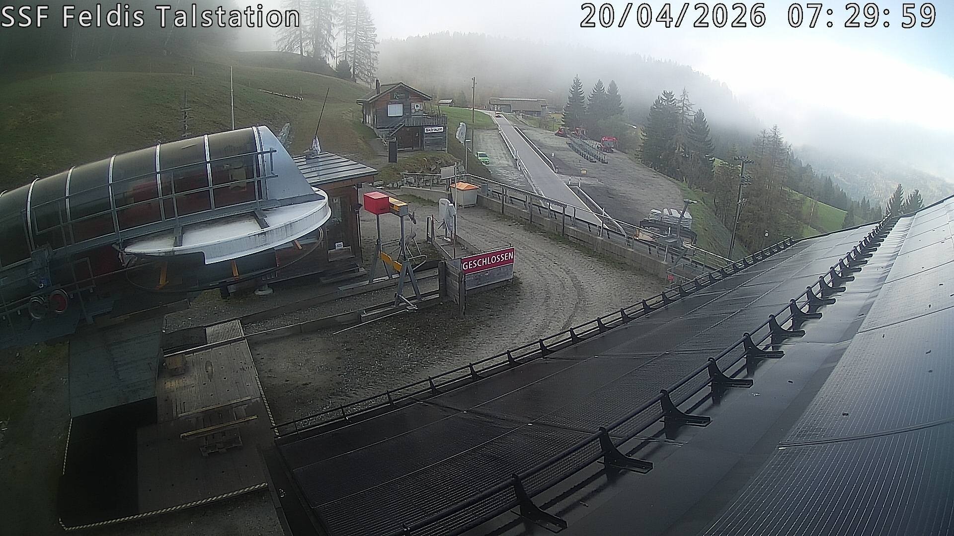 Archived image Webcam Valley station Feldis