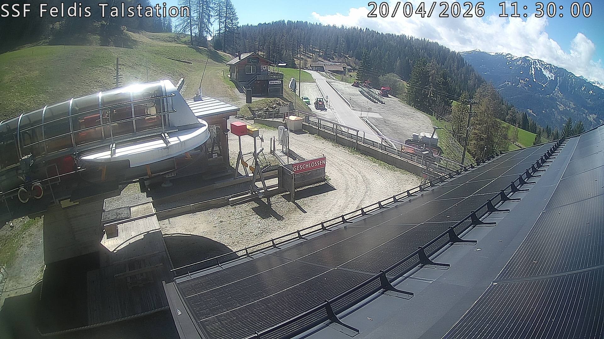 Archived image Webcam Valley station Feldis